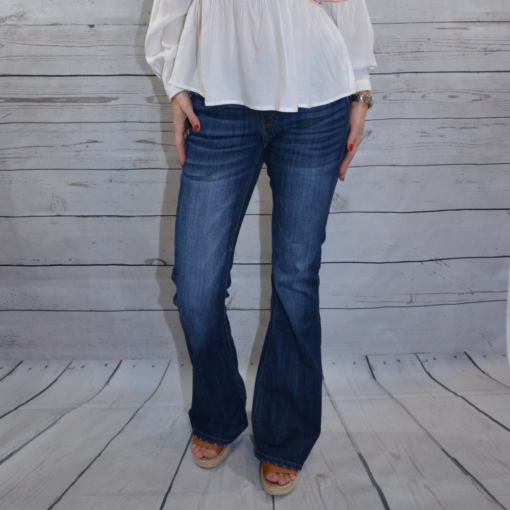 KanCan Flare Jeans